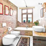 Ulanska Zagroda Bed & Breakfast 4*