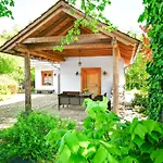 Ulanska Zagroda Bed & Breakfast Czlopa
