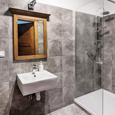 Bed & Breakfast Ulanska Zagroda 4*