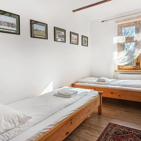 住宿加早餐酒店 Ulanska Zagroda Czlopa